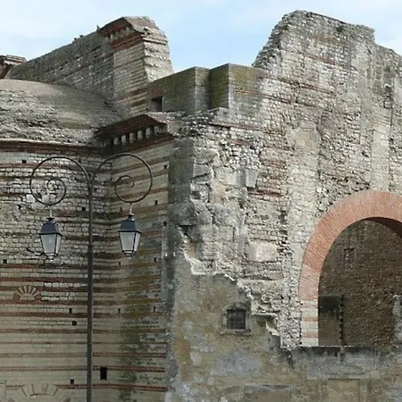 Pamp'arles 아파트